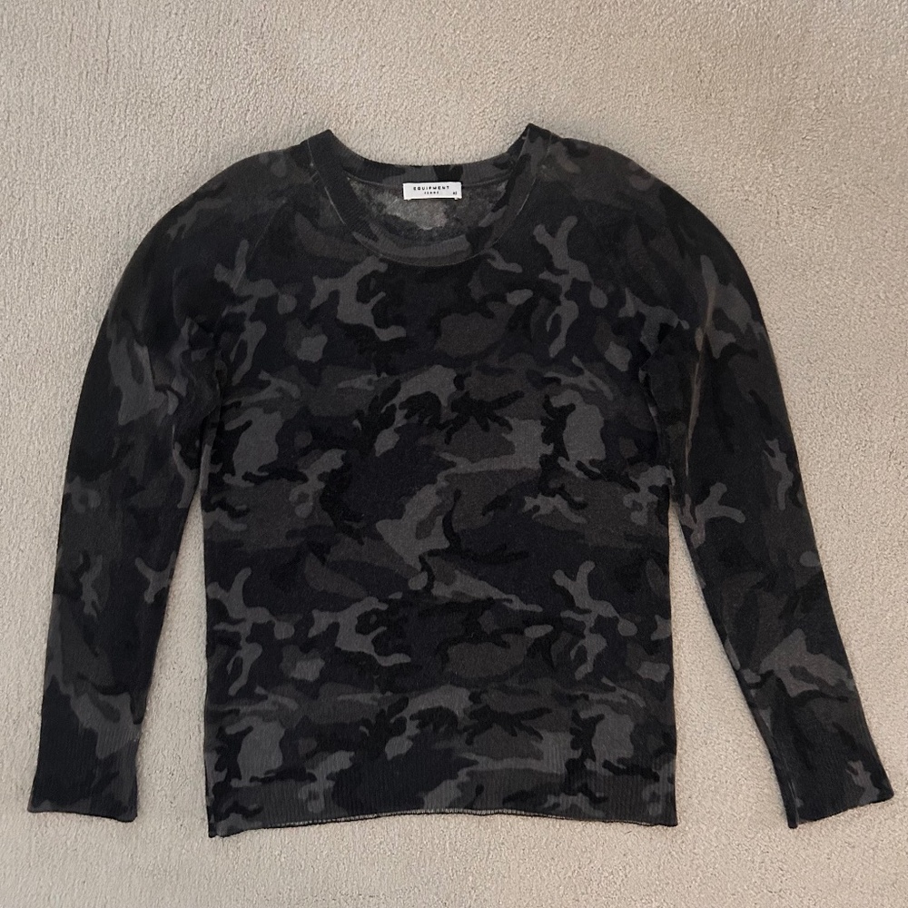 Equipment 100% cashmere sweater XS